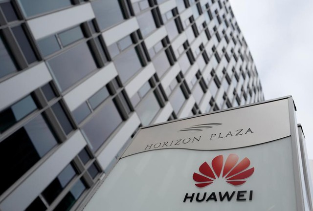 Huawei lại bất ngờ vấp đòn giáng mạnh tại Ba Lan? - Ảnh 1.
