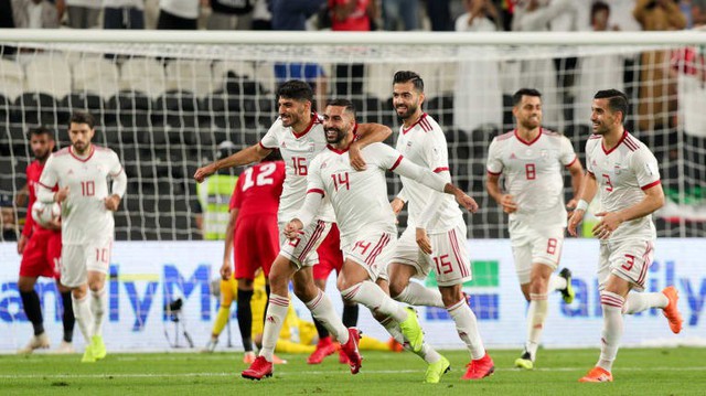 Tiền vệ hàng đầu Iran tôn trọng đội tuyển Việt Nam - Ảnh 1.