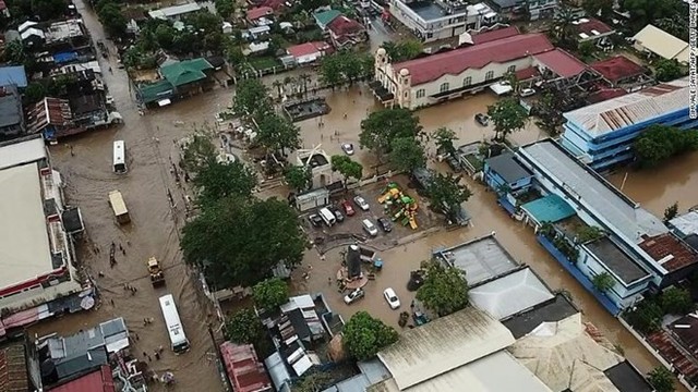 Tổng Bí thư, Chủ tịch nước Nguyễn Phú Trọng và Thủ tướng Nguyễn Xuân Phúc gửi điện thăm hỏi thiệt hại bão Usman tại Philippines - Ảnh 1.