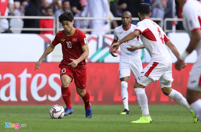 Đội tuyển Việt Nam chiến thắng rực rỡ, tour đi Dubai xem trận tiếp theo giá 27 triệu - Ảnh 1.