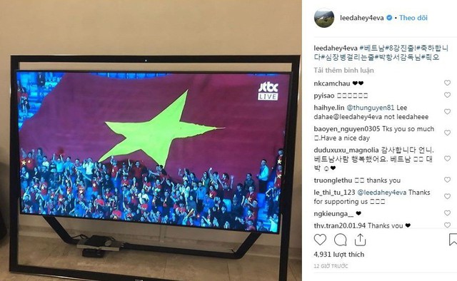 Mỹ nhân Hàn mừng ông Park Hang Seo cùng tuyển Việt Nam thắng Jordan - Ảnh 1.