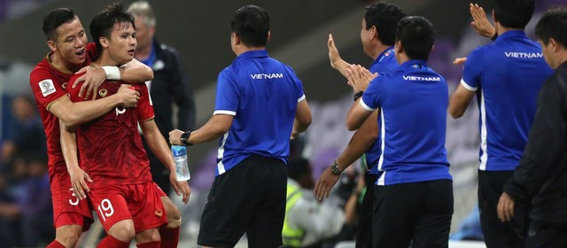 Thứ trưởng Lê Khánh Hải trả lời trên FIFA: Ông Park là một trong những HLV ngoại thành công nhất của đội tuyển Việt Nam! - Ảnh 1.