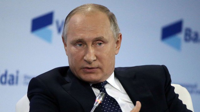 Niềm tin người Nga vào Tổng thống Putin sụt giảm: Hướng giải quyết nào cho Moscow? - Ảnh 1.