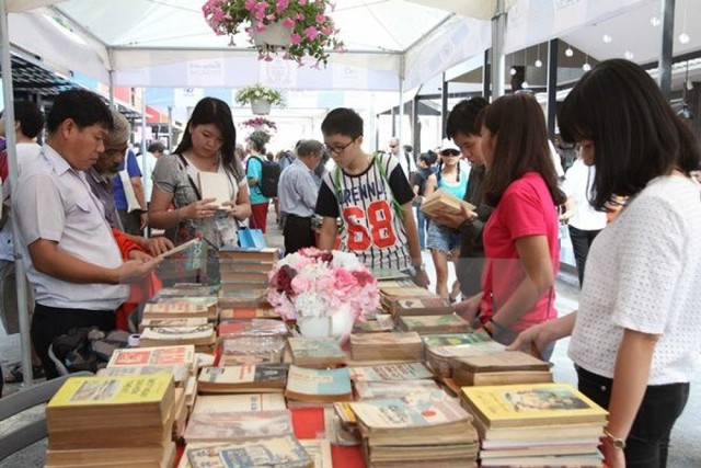 Lễ hội Đường sách Tết Kỷ Hợi 2019 tại Thành phố Hồ Chí Minh - Ảnh 1.