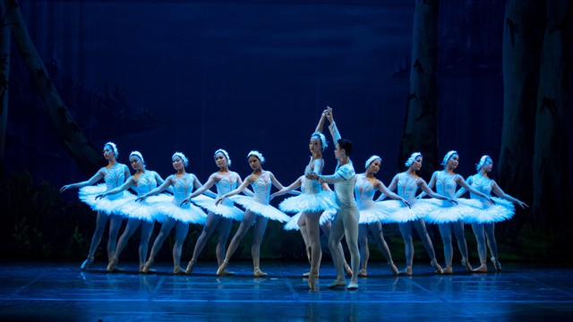 Năm 2019, Nhà hát Nhạc Vũ Kịch Việt Nam sẽ dàn dựng hoàn chỉnh vở ballet cổ điển Hồ Thiên Nga - Ảnh 2.