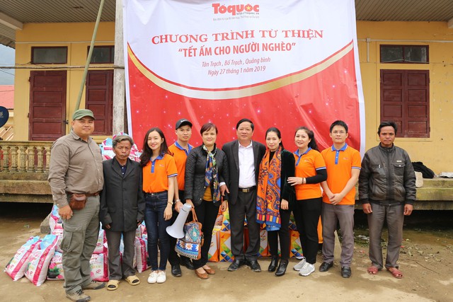 Hàng trăm suất quà ý nghĩa đến với đồng bào dân tộc Arem (Quảng Bình) nhân dịp Tết Nguyên Đán 2019 - Ảnh 8.