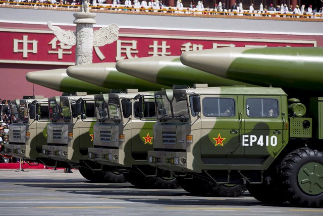 Khoe sức mạnh tên lửa mới: Trung Quốc tung tín hiệu tới Mỹ? - Ảnh 1.