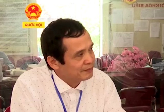 Hiệu trưởng Trường Phổ thông dân tộc nội trú huyện Phù Yên khuất tất trong công tác quản lý - Ảnh 1.