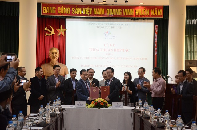Lần đầu tiên ngành công nghiệp không khói ký thỏa thuận hợp tác với Đại sứ du lịch Việt Nam - Ảnh 2.