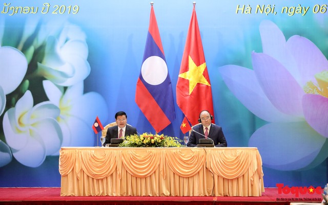Thủ tướng Nguyễn Xuân Phúc và Thủ tướng CHDCND Lào đồng chủ trì Kỳ họp 41 Ủy ban Liên Chính phủ Việt Nam - Lào - Ảnh 7.
