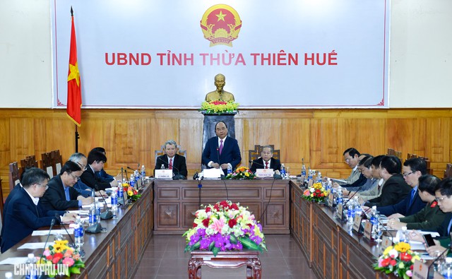 Thủ tướng: Trước ngày 20 Tết, các gia đình chính sách ở Thừa Thiên Huế phải nhận được đầy đủ chế độ - Ảnh 1.