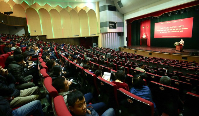Đảng ủy Bộ VHTTDL tổ chức Hội nghị quán triệt các nội dung Hội nghị lần thứ 8 BCH Trung ương Đảng khóa XII - Ảnh 2.