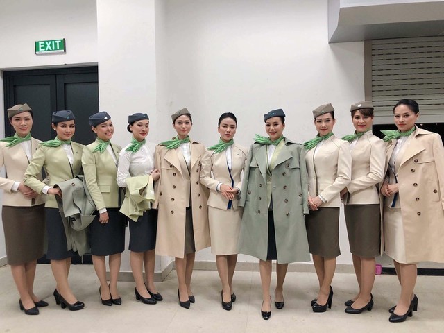 Sau 4 lần lỡ hẹn, dân tình đang chờ đợi vào chuyến bay đầu tiên của Bamboo Airways - Ảnh 6.