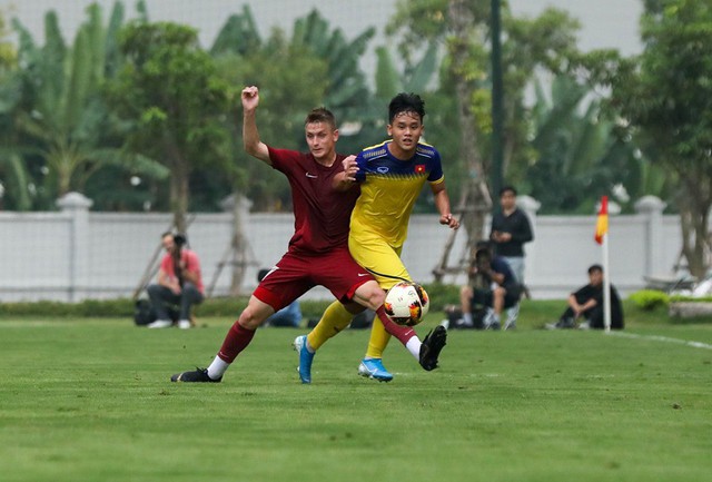 HLV Philippe Troussier bật mí ngày chốt danh sách U19 Việt Nam - Ảnh 1.