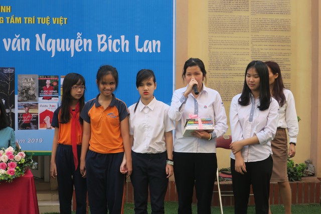 Giao lưu với dịch giả, nhà văn Nguyễn Bích Lan - Ảnh 3.