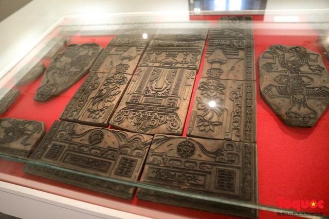 Khai mạc triển lãm “Tranh dân gian Đông hồ xưa và nay”: Trưng bày hơn 100 hiện vật của tranh dân gian Đông Hồ - Ảnh 5.