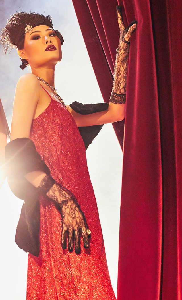 Quán quân Next Top Model Mai Giang mặc áo dài lấy cảm hứng từ tuxedo  - Ảnh 6.