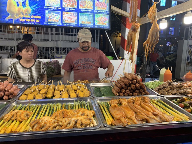 TP Hồ Chí Minh khai mạc Liên hoan ẩm thực món ngon các nước - Ảnh 2.