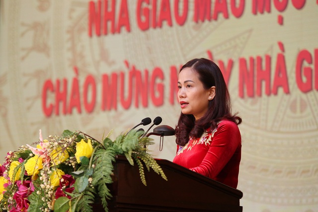 Ngành Giáo dục và Đào tạo quận Hoàn Kiếm kỷ niệm ngày Nhà giáo Việt Nam 20/11 - Ảnh 2.