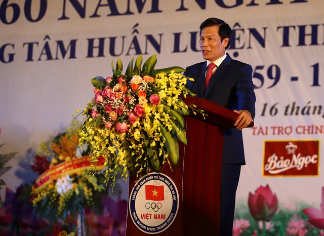 Bộ trưởng Nguyễn Ngọc Thiện phát biểu tại buổi lễ. Ảnh: Nam Nguyễn