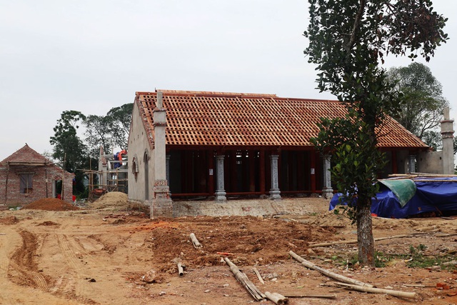 Nghệ An: UBND tỉnh chỉ đạo xử lý vụ xây chùa Linh Sâm trái phép trên đất di tích Quốc gia - Ảnh 1.