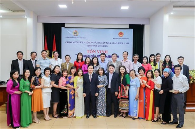 Thư chúc mừng cán bộ, giáo viên, nhân viên ngành Giáo dục nhân Ngày Nhà giáo Việt Nam - Ảnh 1.
