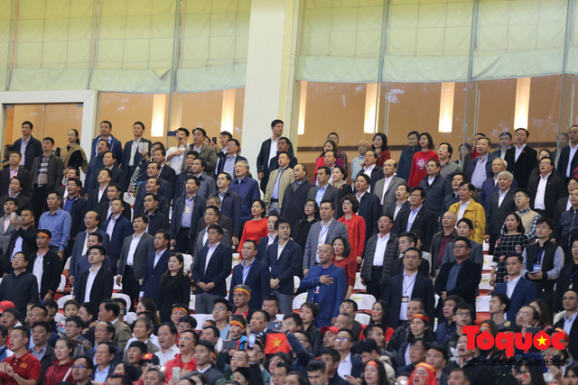 Lãnh đạo Đảng và Nhà nước dự khán trận Việt Nam - Thái Lan vòng loại thứ 2 Word Cup 2022 - Ảnh 1.