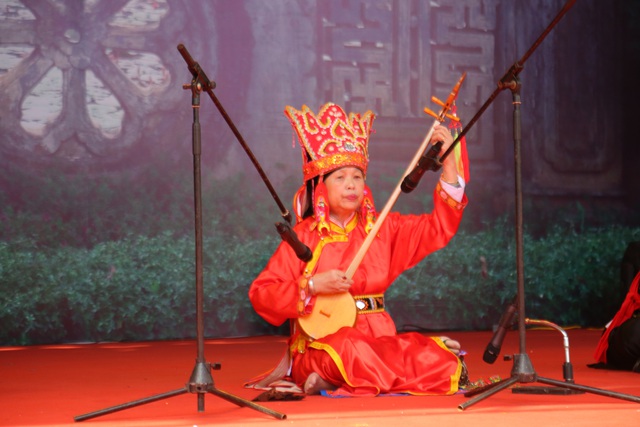 Trình diễn Di sản văn hóa phi vật thể Nghi lễ Then, Cao Bằng - Ảnh 1.