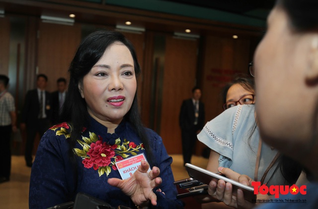 Bà Nguyễn Thị Kim Tiến chính thức thôi làm Bộ trưởng Bộ Y tế - Ảnh 1.