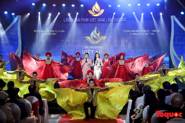 Toàn cảnh lễ Khai mạc Liên hoan phim Việt Nam lần thứ XXI tại Vũng Tàu - Ảnh 12.
