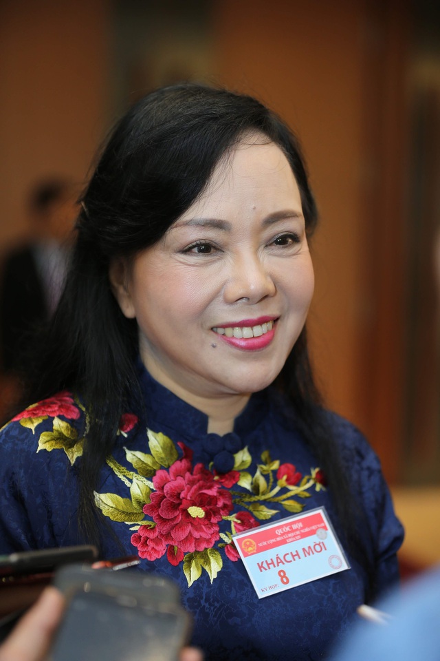 Bà Nguyễn Thị Kim Tiến chính thức thôi làm Bộ trưởng Bộ Y tế: Đại biểu Quốc hội nói gì? - Ảnh 1.