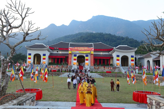 Đại lễ tưởng niệm ngày Phật Hoàng Trần Nhân Tông nhập niết bàn - Ảnh 2.