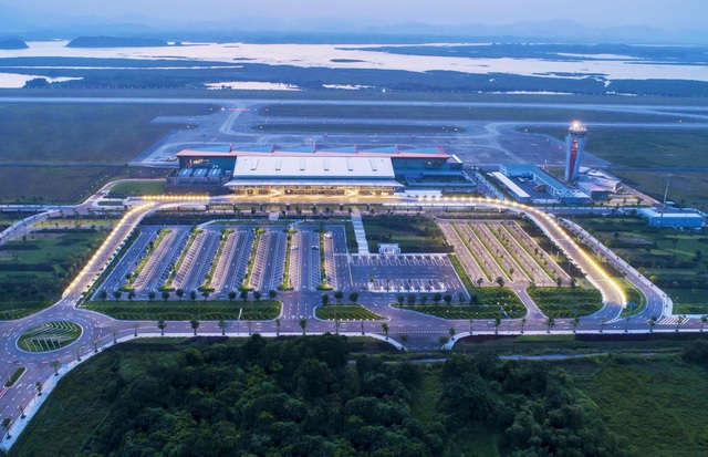 WTA vinh danh Vân Đồn là Sân bay mới hàng đầu thế giới 2019 - Ảnh 2.