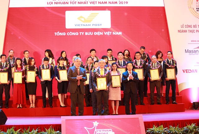 Bưu điện Việt Nam đứng đầu Top 500 doanh nghiệp lợi nhuận tốt nhất Việt Nam năm 2019 - Ảnh 1.