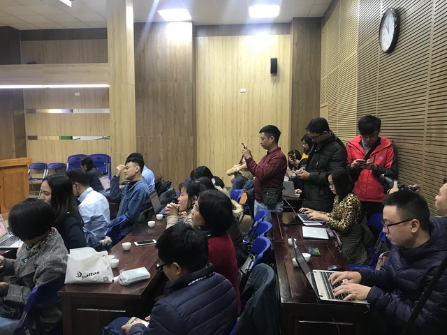 Hàng chục phóng viên báo chí bức xúc trước cách hành xử của BVĐK Xanh Pôn - Ảnh 1.