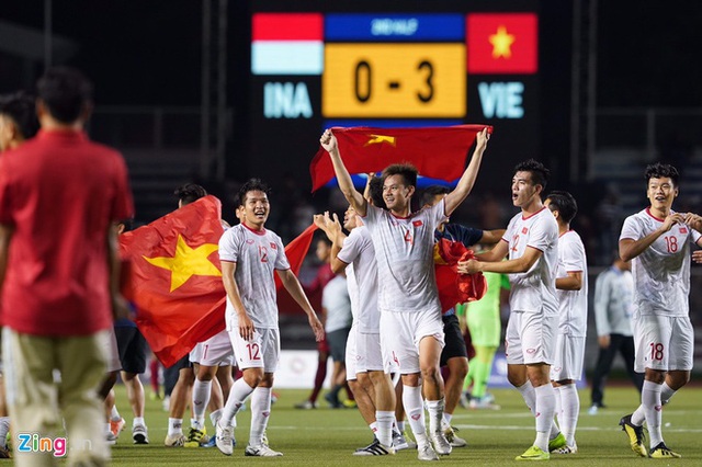 Khoảnh khắc ăn mừng chiến thắng của đội tuyển U22 Việt Nam sau khi giành huy chương vàng SEA Games lịch sử - Ảnh 8.