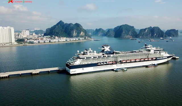 Quảng Ninh: Hơn 4 triệu lượt khách đến vịnh Hạ Long trong năm 2019 - Ảnh 1.