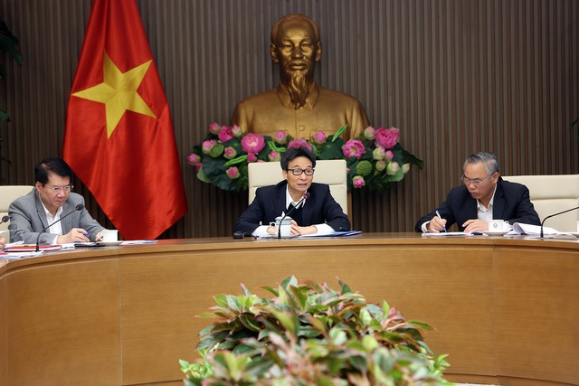 Phó Thủ tướng Vũ Đức Đam: Tập trung đánh giá hiện trạng nhập lậu thực phẩm vào Việt Nam - Ảnh 1.
