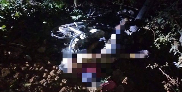 Đắk Lắk: Phát hiện nam thanh niên chết cháy bên chiếc xe máy - Ảnh 1.