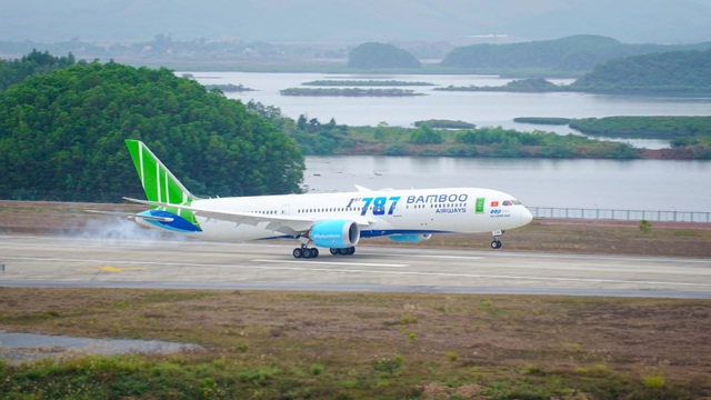Cận cảnh Boeing 787-9 Dreamliner “Ha Long Bay”- máy bay thân rộng đầu tiên của một hãng hàng không tư nhân Việt Nam   - Ảnh 9.
