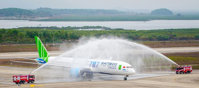 Bamboo Airways chính thức đón Boeing 787-9 Dreamliner, trở thành hãng hàng không tư nhân Việt Nam đầu tiên khai thác máy bay thân rộng - Ảnh 1.