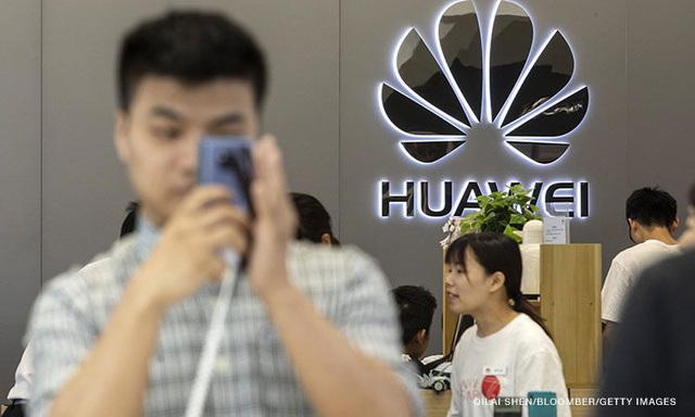 Đi ngược loạt đòn giáng Mỹ, thực lực Huawei mạnh mẽ bất ngờ năm 2019 - Ảnh 1.