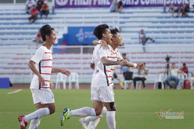 Kết thúc bảng A bóng đá nam SEA Games 30: Malaysia, Philippines bị loại, Myanmar, Campuchia giành quyền vào bán kết - Ảnh 1.