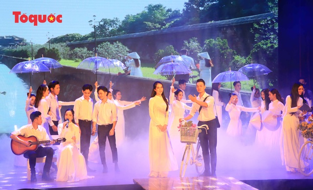 Giới thiệu văn hóa Việt cho du khách quốc tế qua “Áo Dài Show” - Ảnh 8.