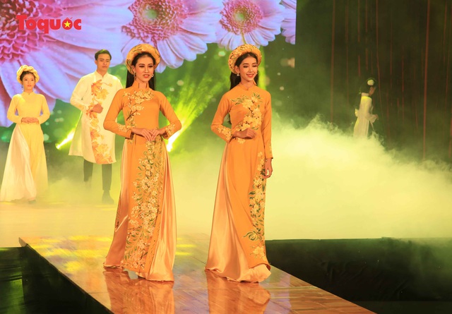 Giới thiệu văn hóa Việt cho du khách quốc tế qua “Áo Dài Show” - Ảnh 15.