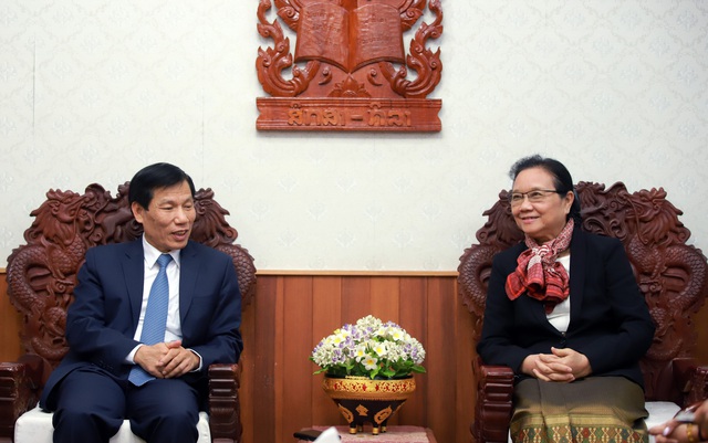 Hội đàm giữa Bộ trưởng Bộ VHTT&DL VN và Bộ trưởng Bộ GD&TT Lào. - Ảnh 6.