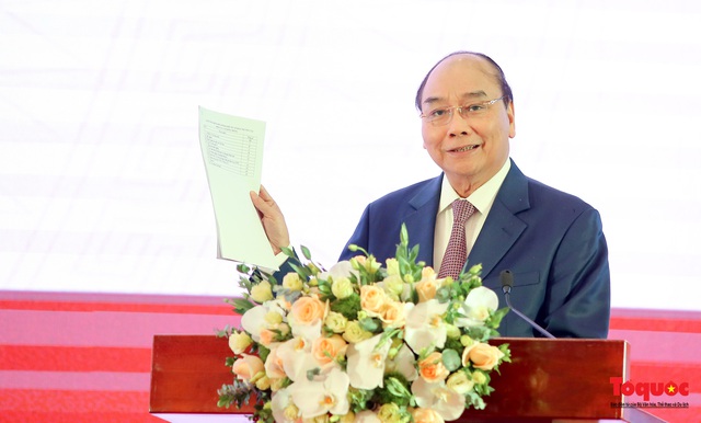 Thủ tướng Nguyễn Xuân Phúc: Cổng dịch vụ công Quốc gia là một trong những công cụ góp phần vào chống nhũng nhiễu, tiêu cực - Ảnh 2.