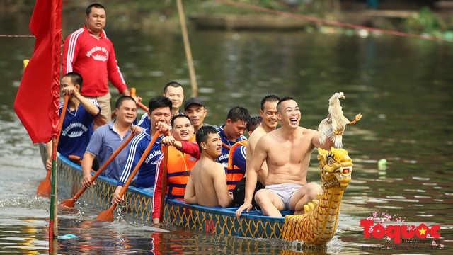 Thi nấu cơm, bắt vịt trong trận thuỷ chiến tại lễ hội Bạch Hào - Ảnh 19.