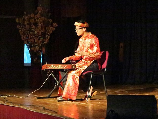 Quảng bá văn hóa Việt tại trường học Hungary - Ảnh 2.