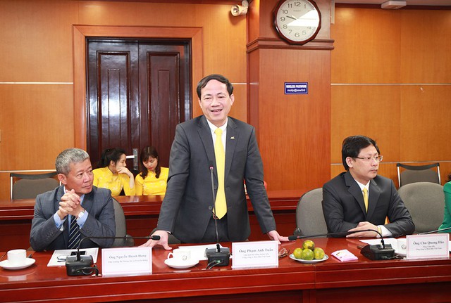 Bộ Công Thương và Bưu điện Việt Nam hợp tác đẩy nhanh quá trình cải cách thủ tục hành chính - Ảnh 4.